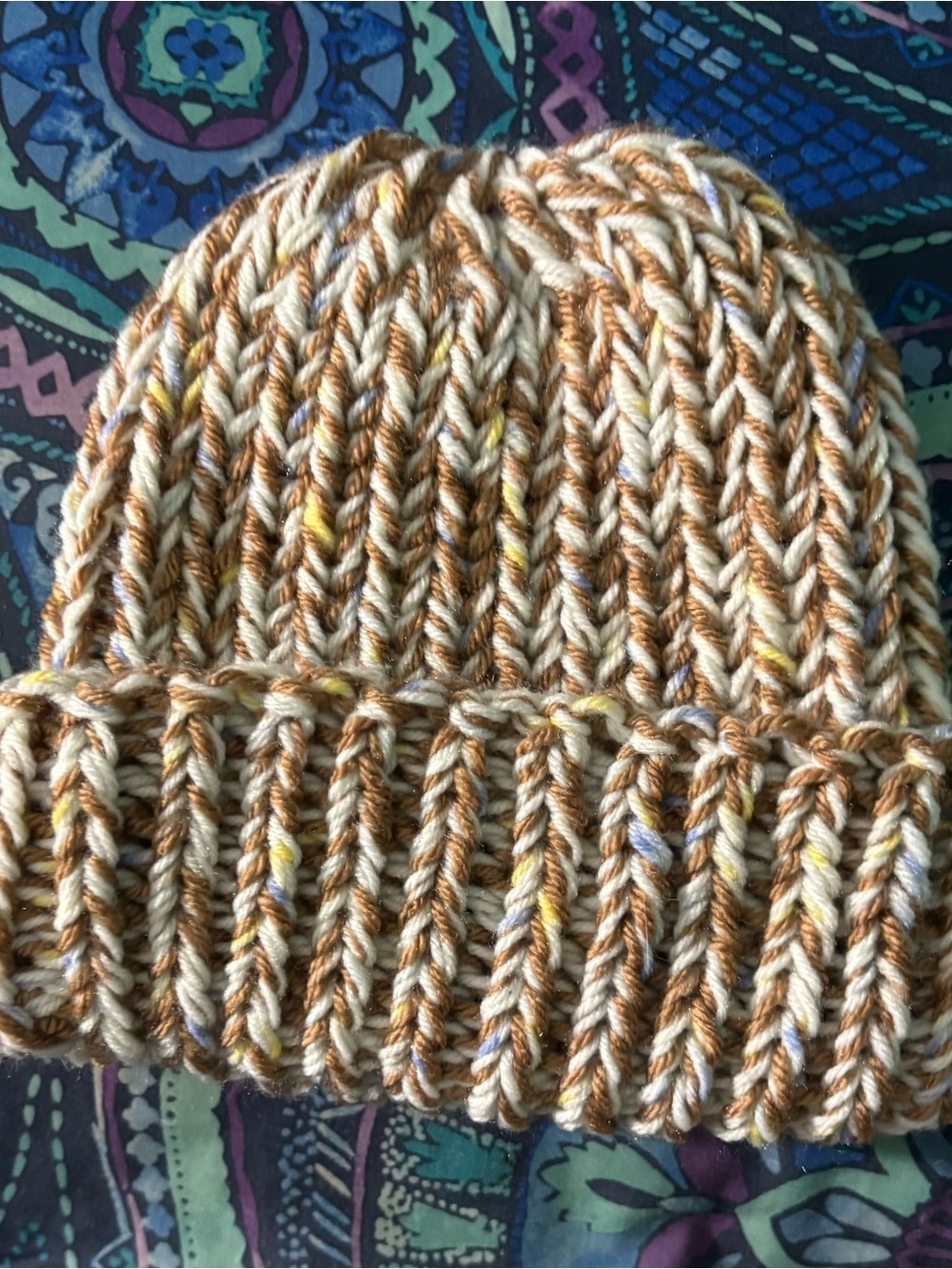 Knitted Beanie Hat - Cream & Brown